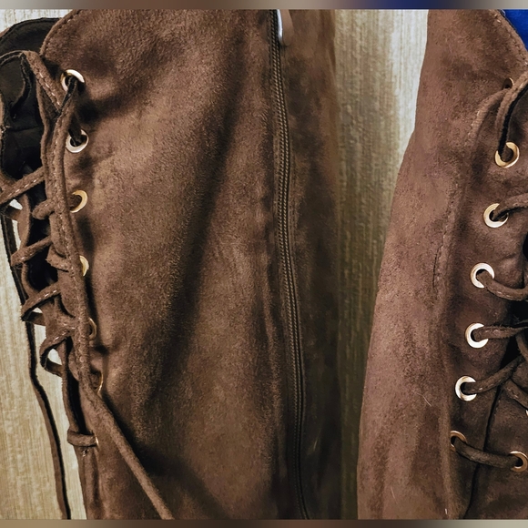 Lady Couture Over The Knee Fringe Boots - Picture 3 of 6